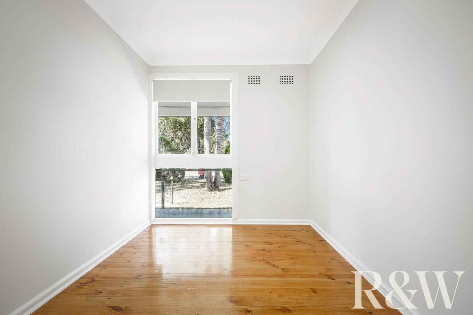 67 & 67A Bougainville Road Lethbridge Park 67 & 67A Bougainville Road Lethbridge Park