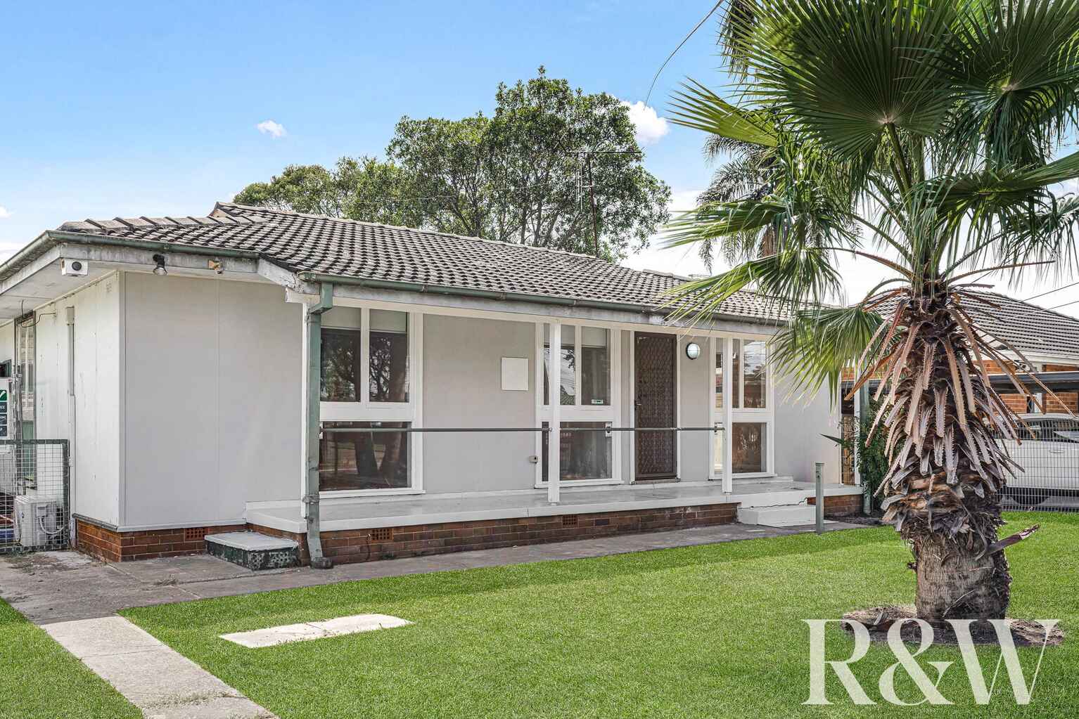 67 & 67A Bougainville Road Lethbridge Park 67 & 67A Bougainville Road Lethbridge Park