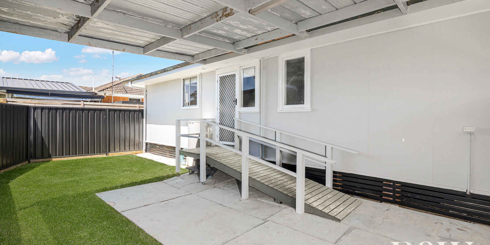 67 & 67A Bougainville Road Lethbridge Park 67 & 67A Bougainville Road Lethbridge Park