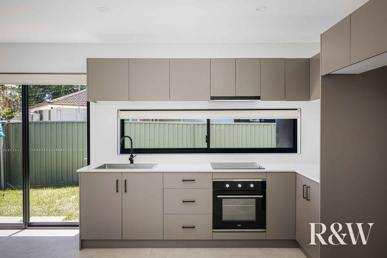 67 & 67A Bougainville Road Lethbridge Park 67 & 67A Bougainville Road Lethbridge Park