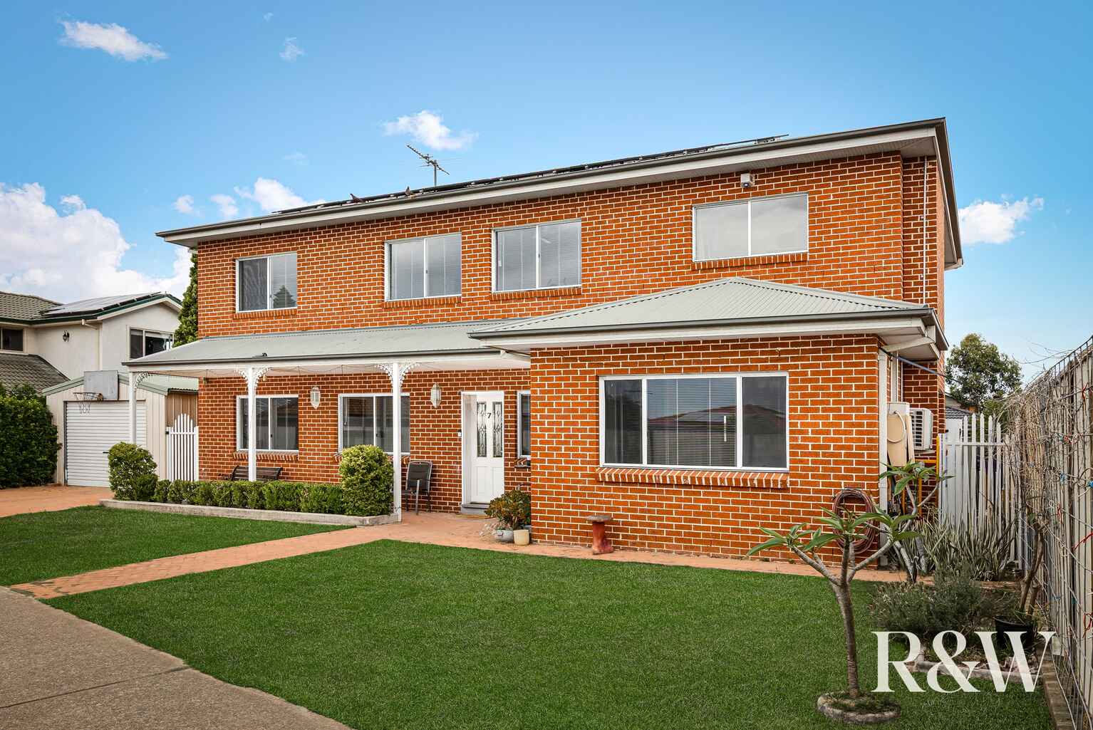 7 Hobson Place Plumpton