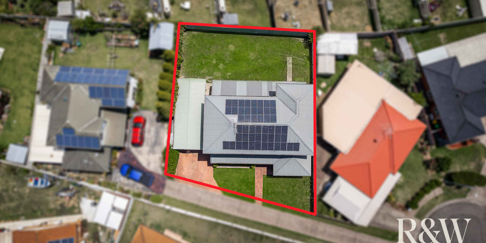 7 Hobson Place Plumpton