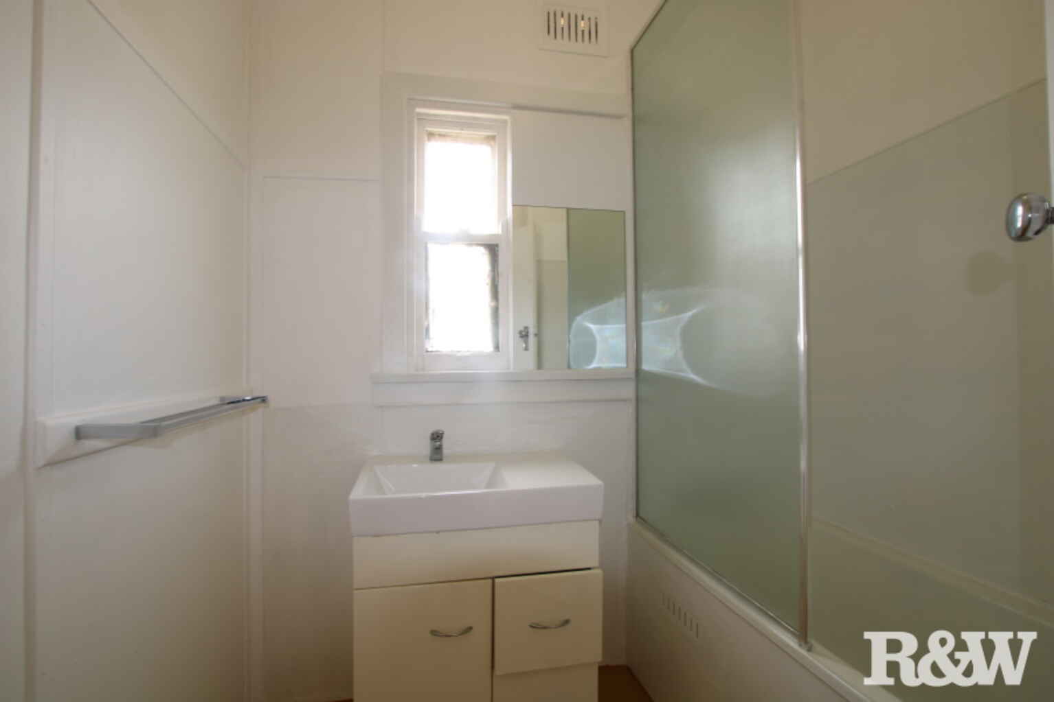 9 Griffiths Street North St Marys