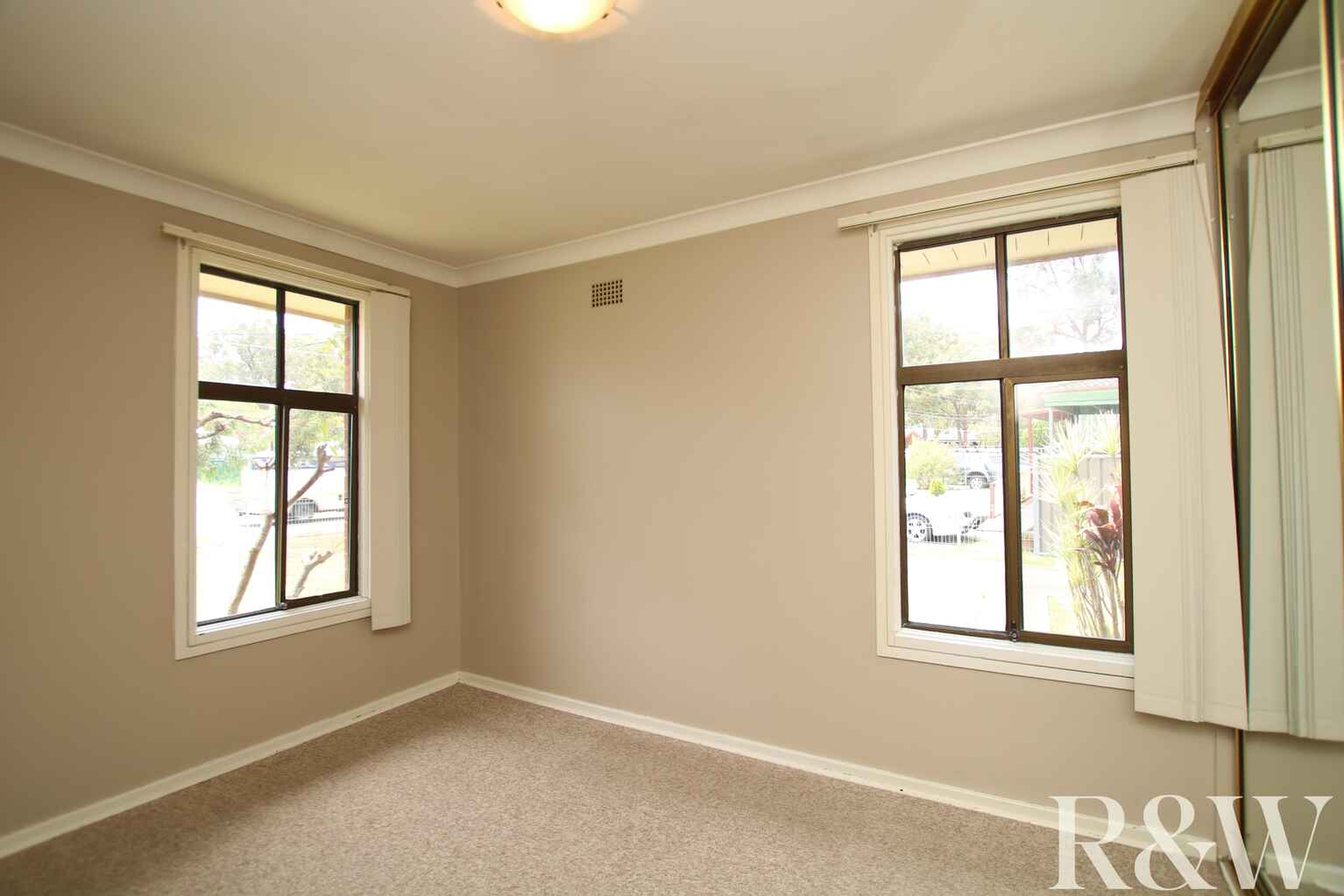 8 Pelsart Avenue Willmot