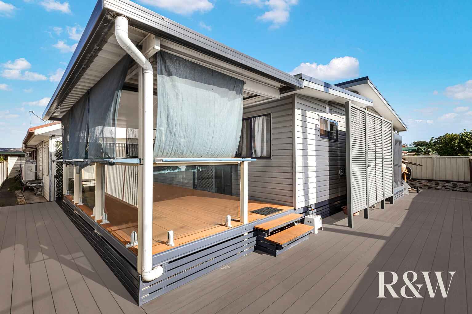 73 & 73a Carroll Crescent Plumpton