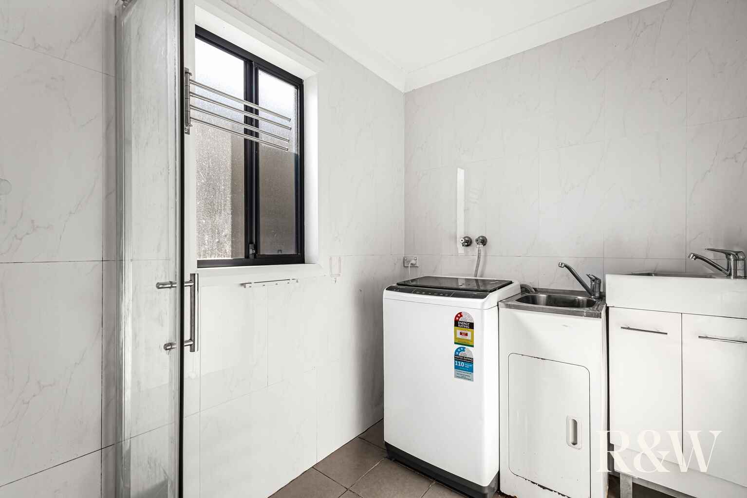 73 & 73a Carroll Crescent Plumpton