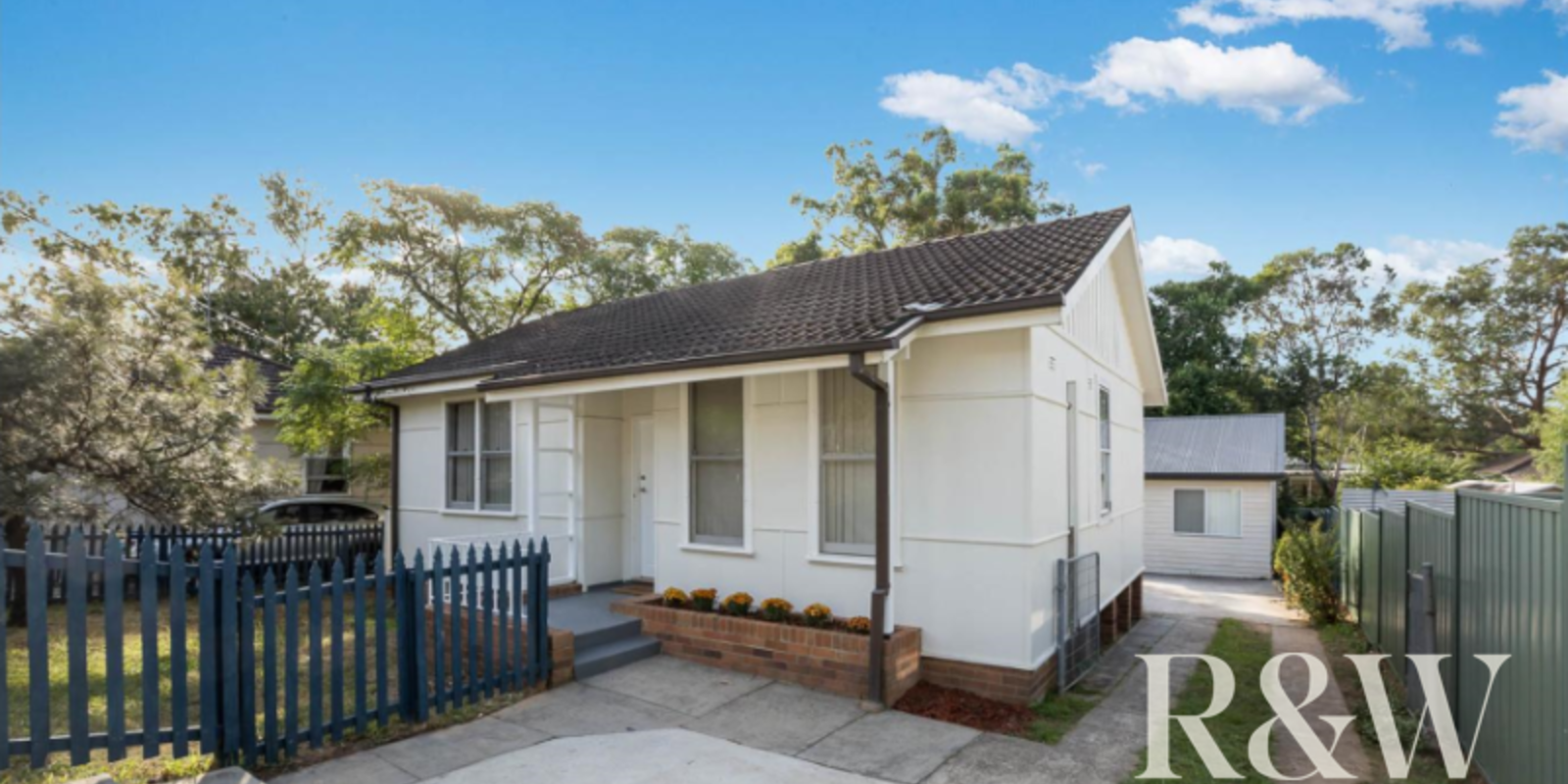 27 Moffat Drive Lalor Park