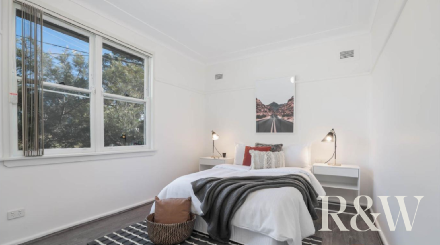 27 Moffat Drive Lalor Park