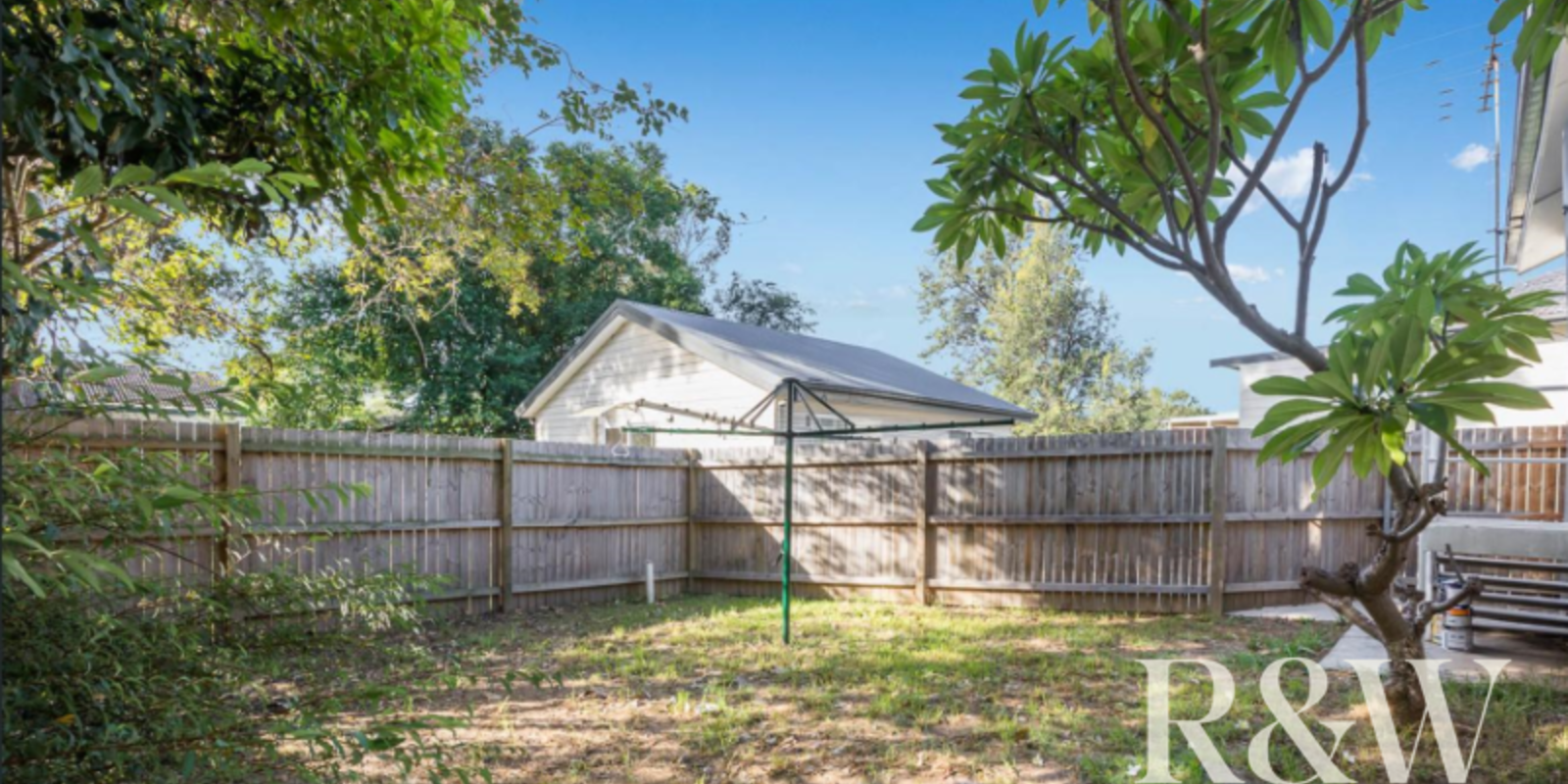 27 Moffat Drive Lalor Park