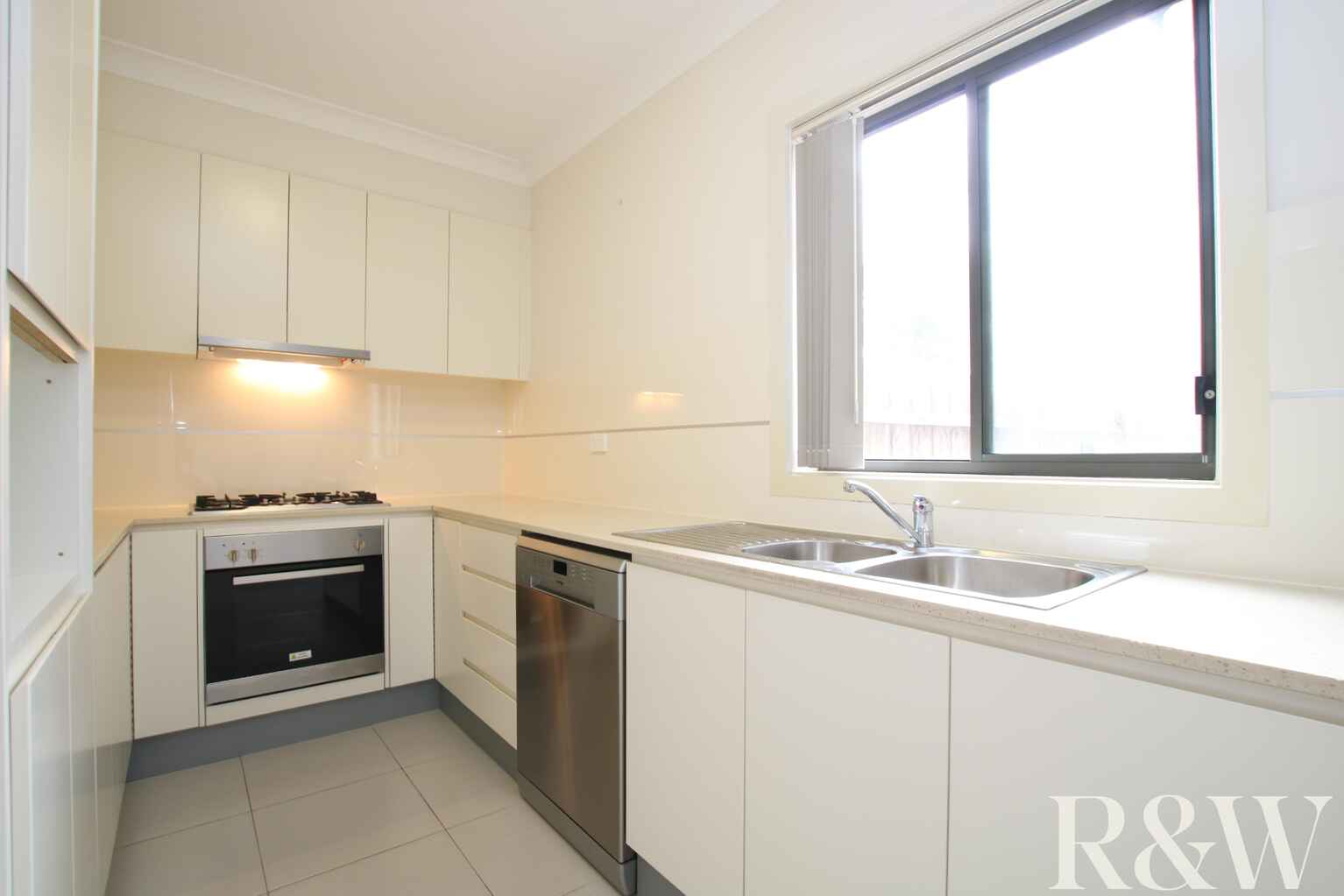 1/300 Seven Hills Road Kings Langley