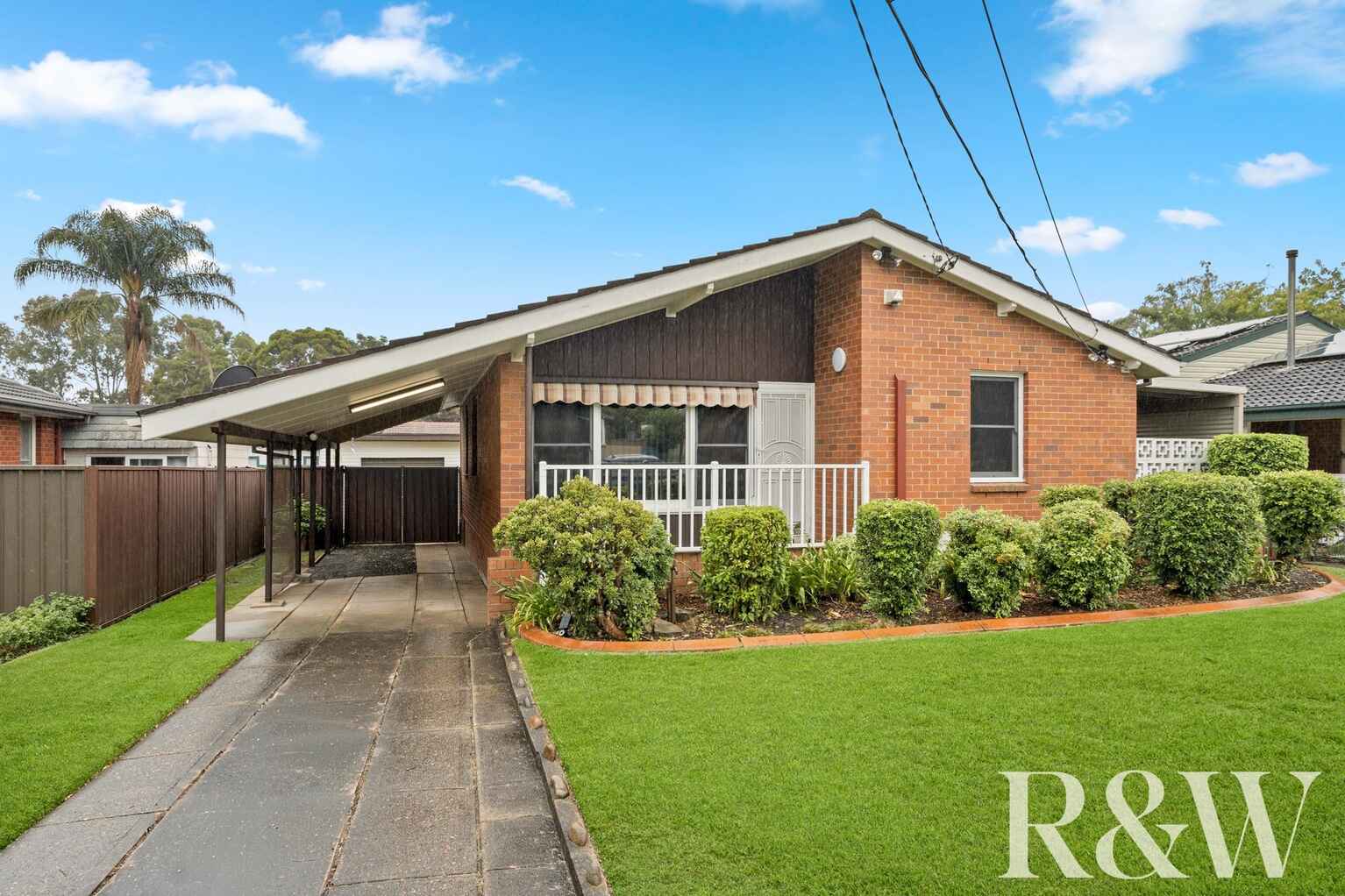 19 Melanesia Avenue Lethbridge Park