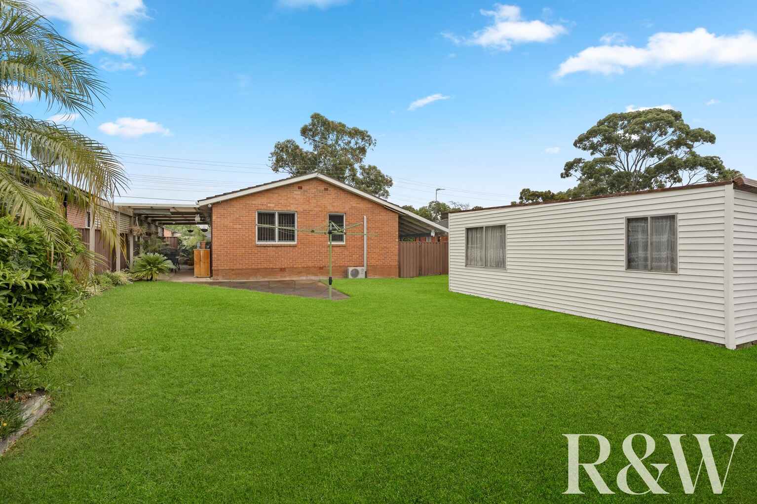 19 Melanesia Avenue Lethbridge Park