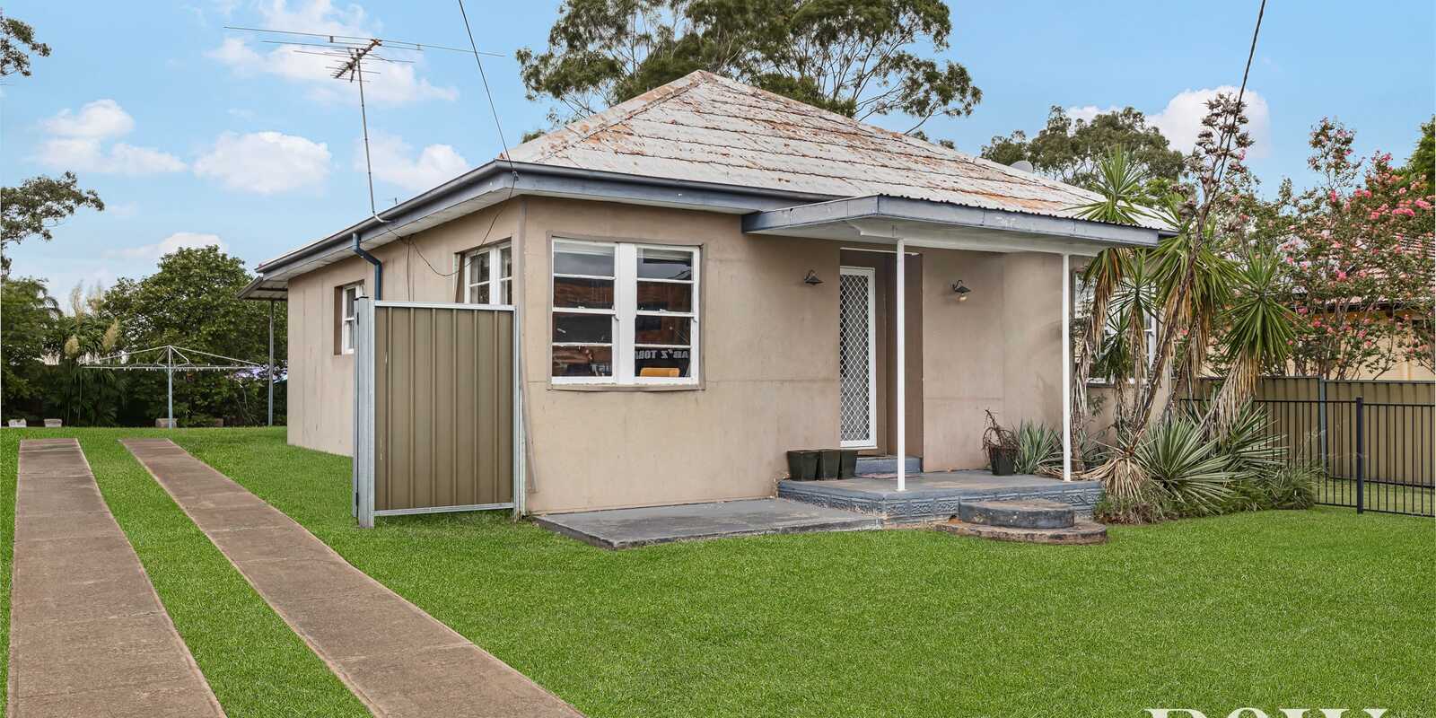 82 Monfarville Street St Marys