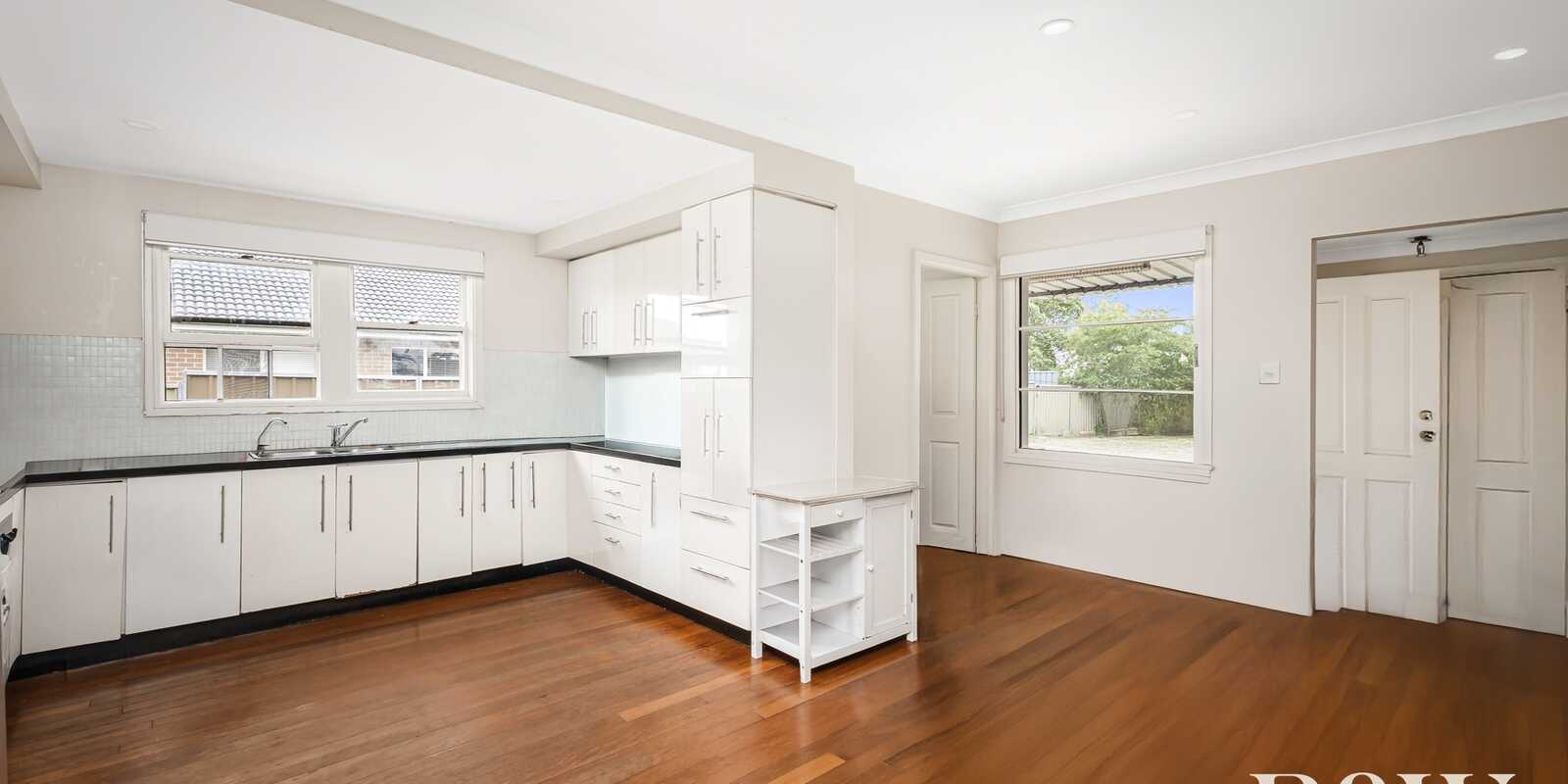 82 Monfarville Street St Marys