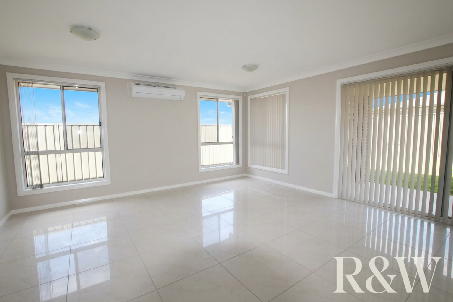 7 Holden Drive Oran Park