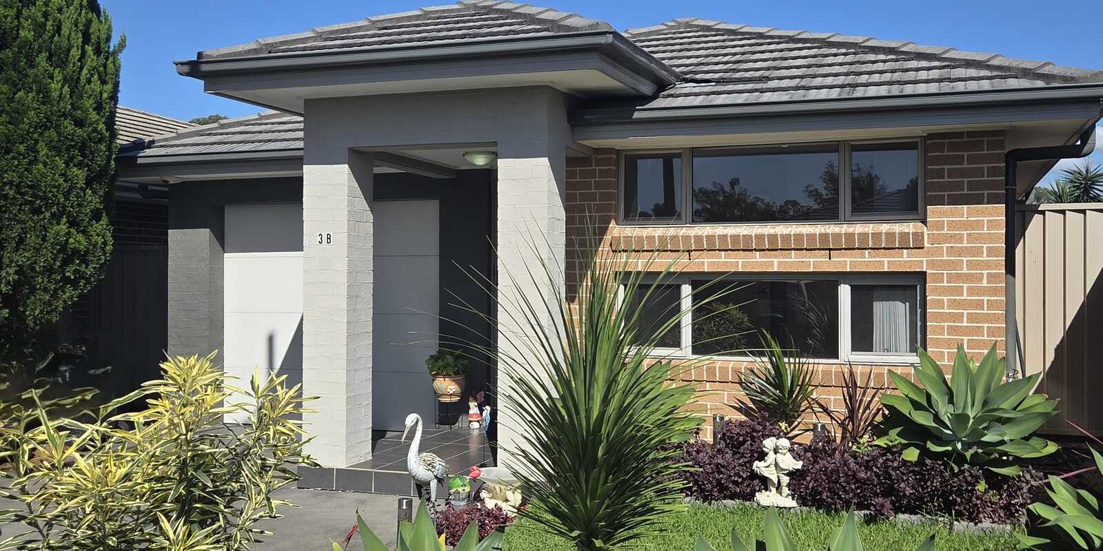 3b Binalong Road Jordan Springs