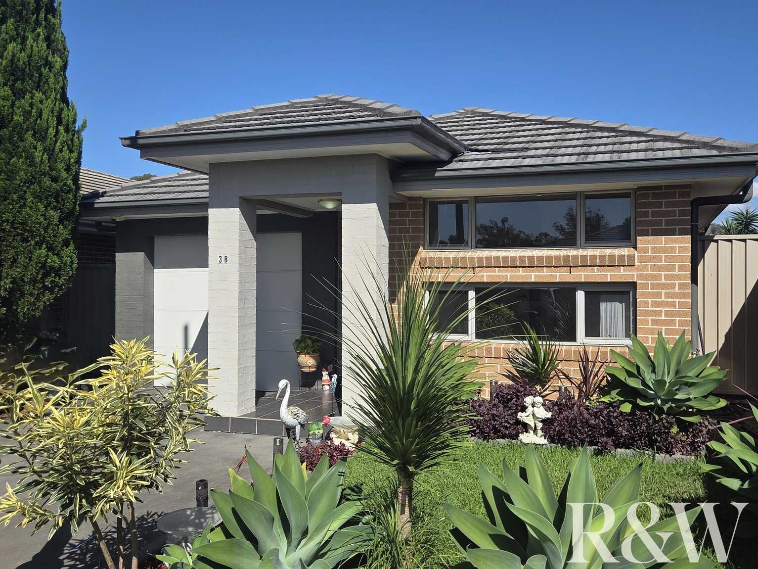 3b Binalong Road Jordan Springs