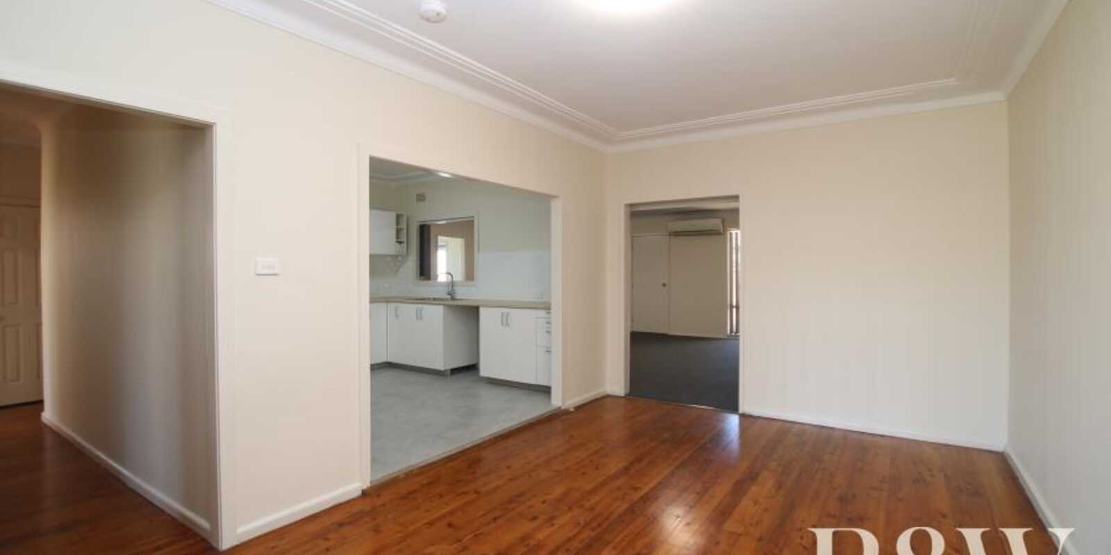 8 Waugh Crescent Blacktown