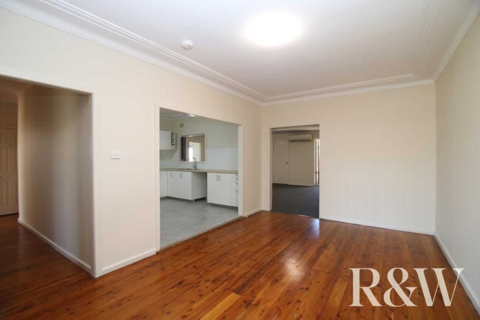 8 Waugh Crescent Blacktown