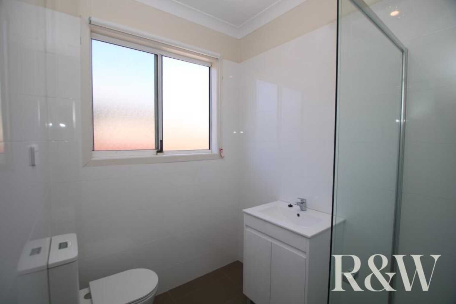 8 Waugh Crescent Blacktown