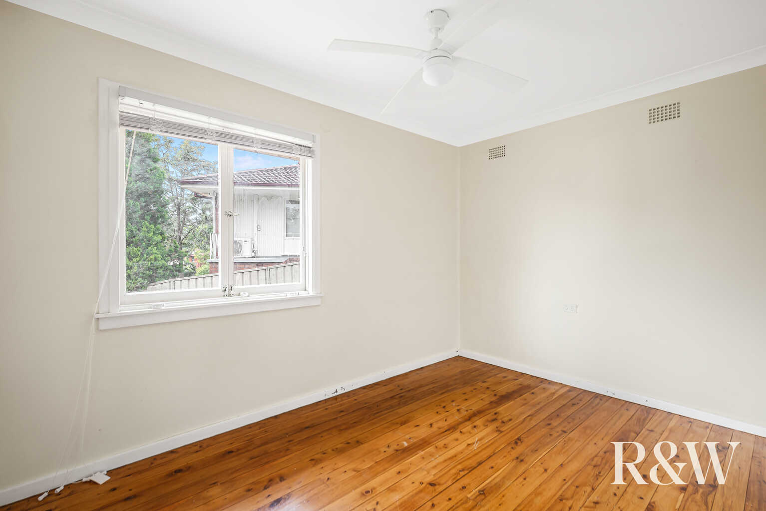 117 Kareela Avenue Penrith 117 Kareela Avenue Penrith