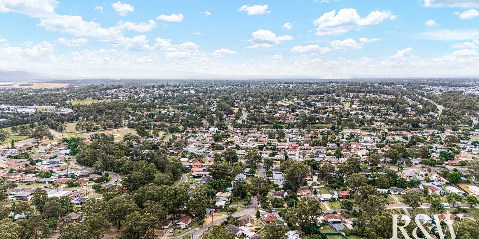 117 Kareela Avenue Penrith 117 Kareela Avenue Penrith