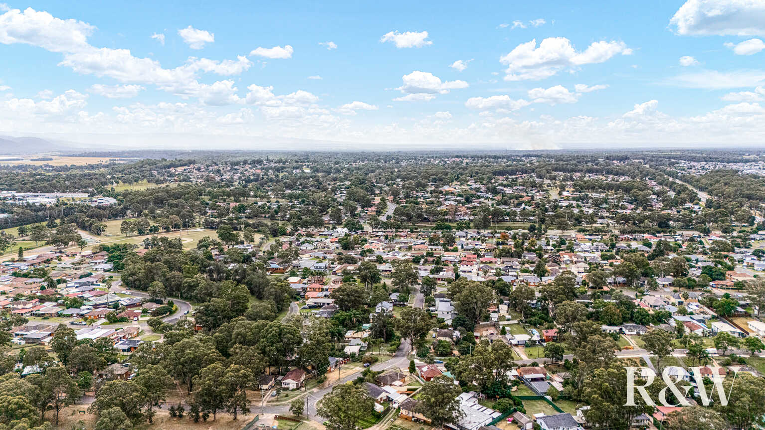 117 Kareela Avenue Penrith 117 Kareela Avenue Penrith
