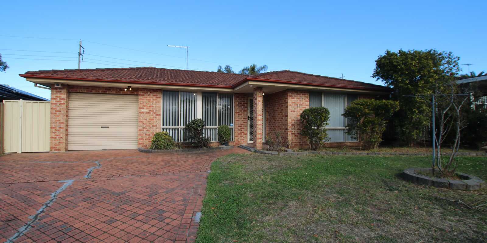 41 Barnard Crescent Oakhurst