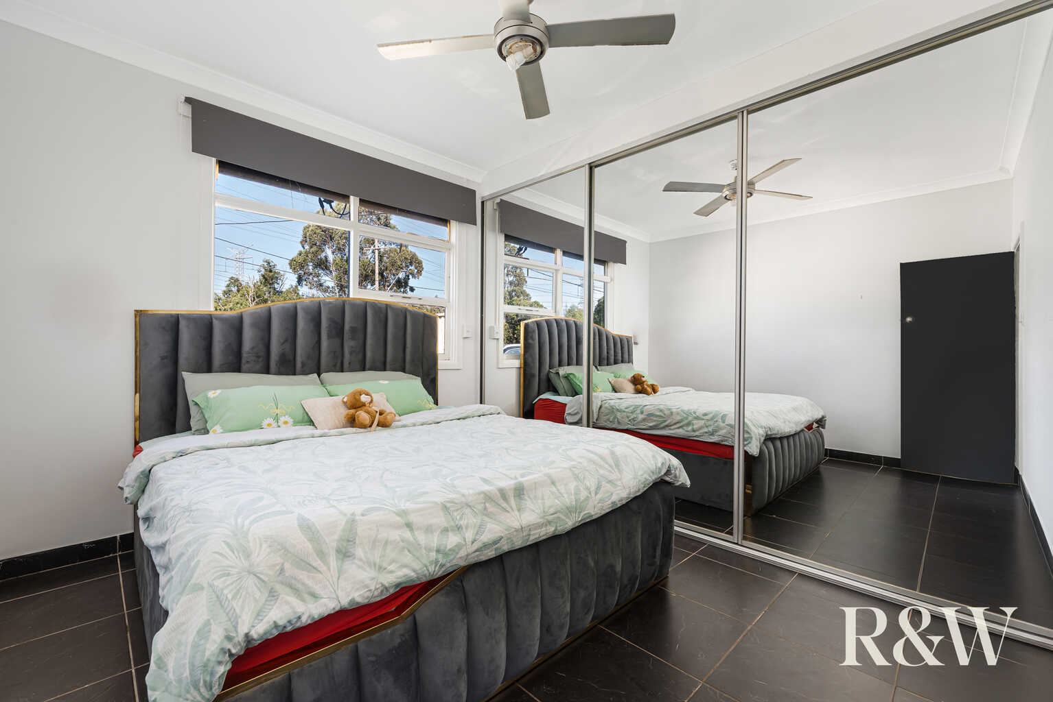 91 Melbourne Street Oxley Park 91 Melbourne Street Oxley Park