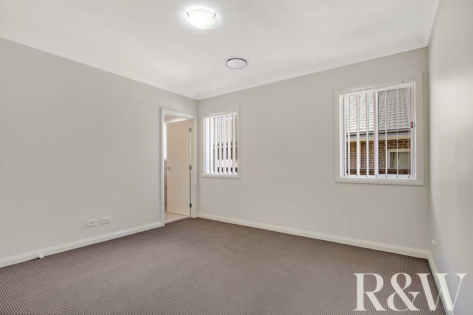 71 Richards Loop Oran Park
