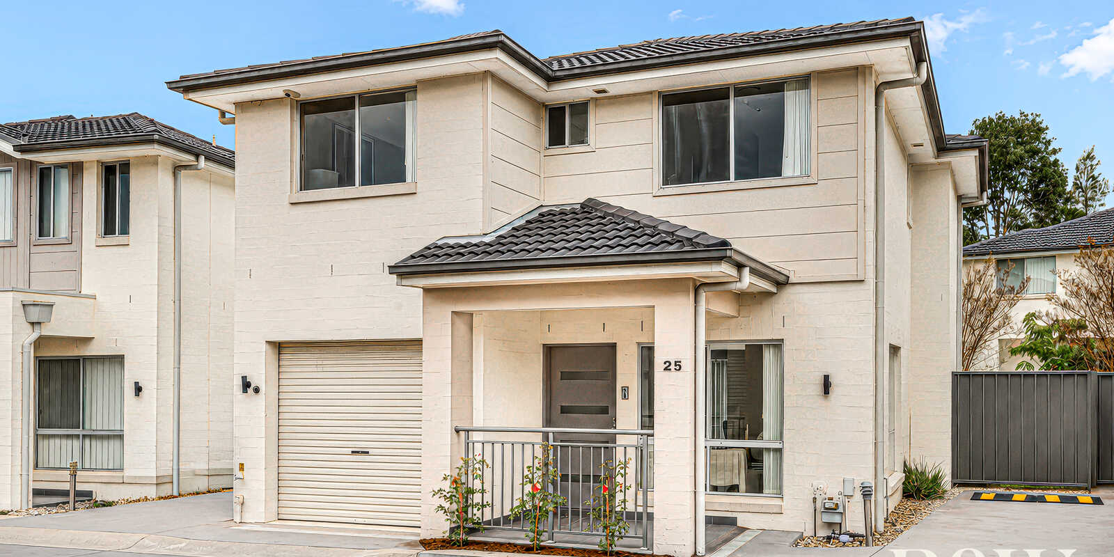 25/30 Australis Drive Ropes Crossing