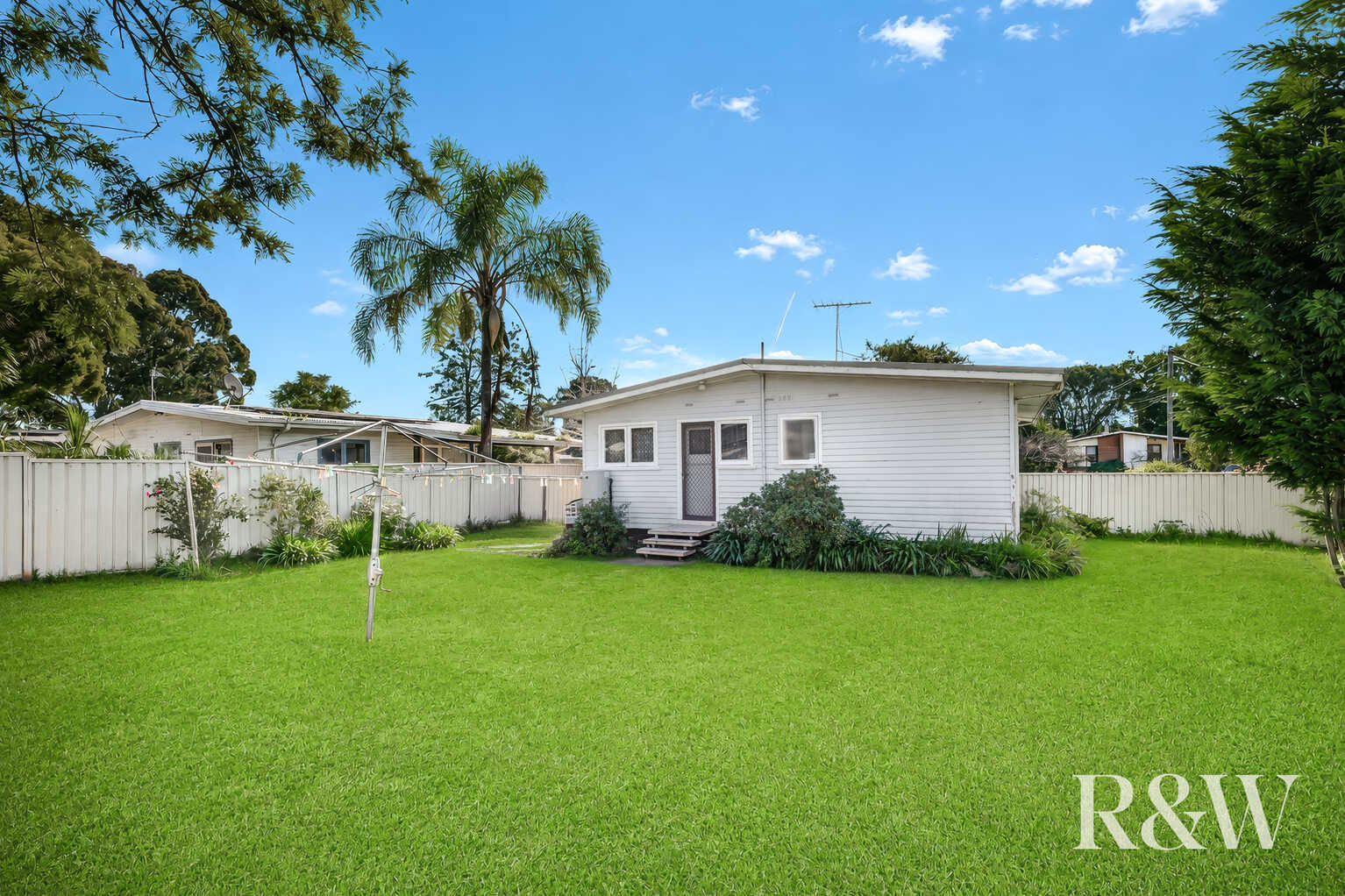 12 Fitzgerald Crescent Blackett