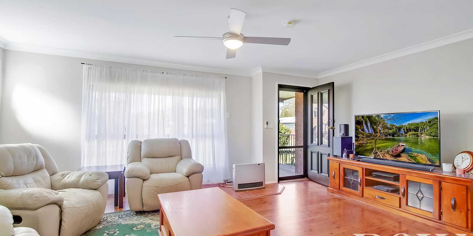 5 White Place Rooty Hill