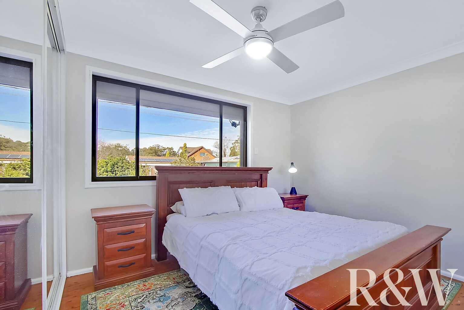 5 White Place Rooty Hill