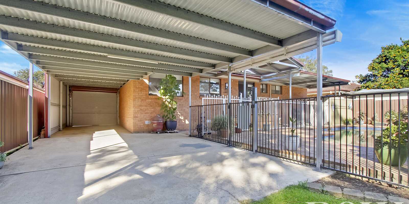 5 White Place Rooty Hill