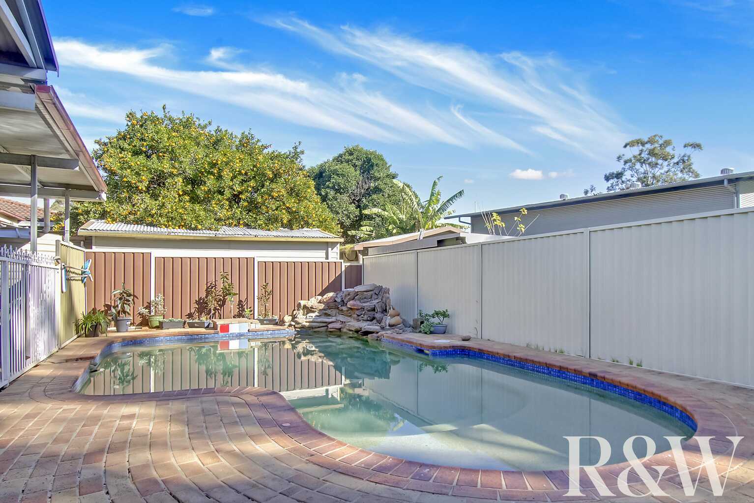 5 White Place Rooty Hill