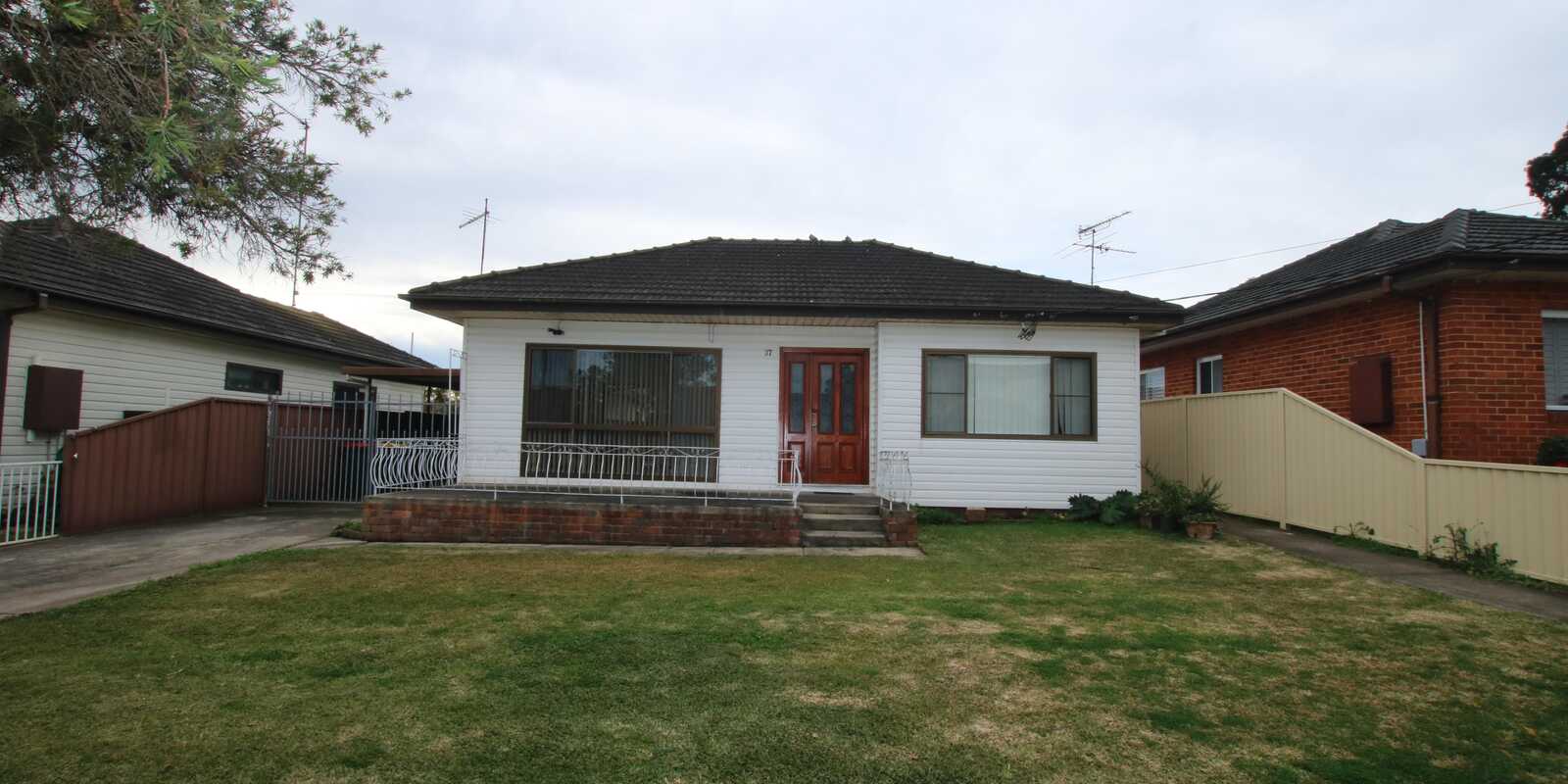 37 Wycombe Street Doonside