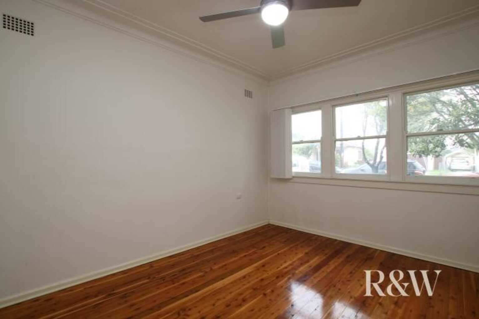 5 Omaroo Avenue Doonside