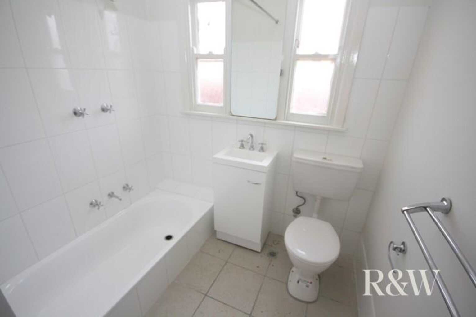 5 Omaroo Avenue Doonside