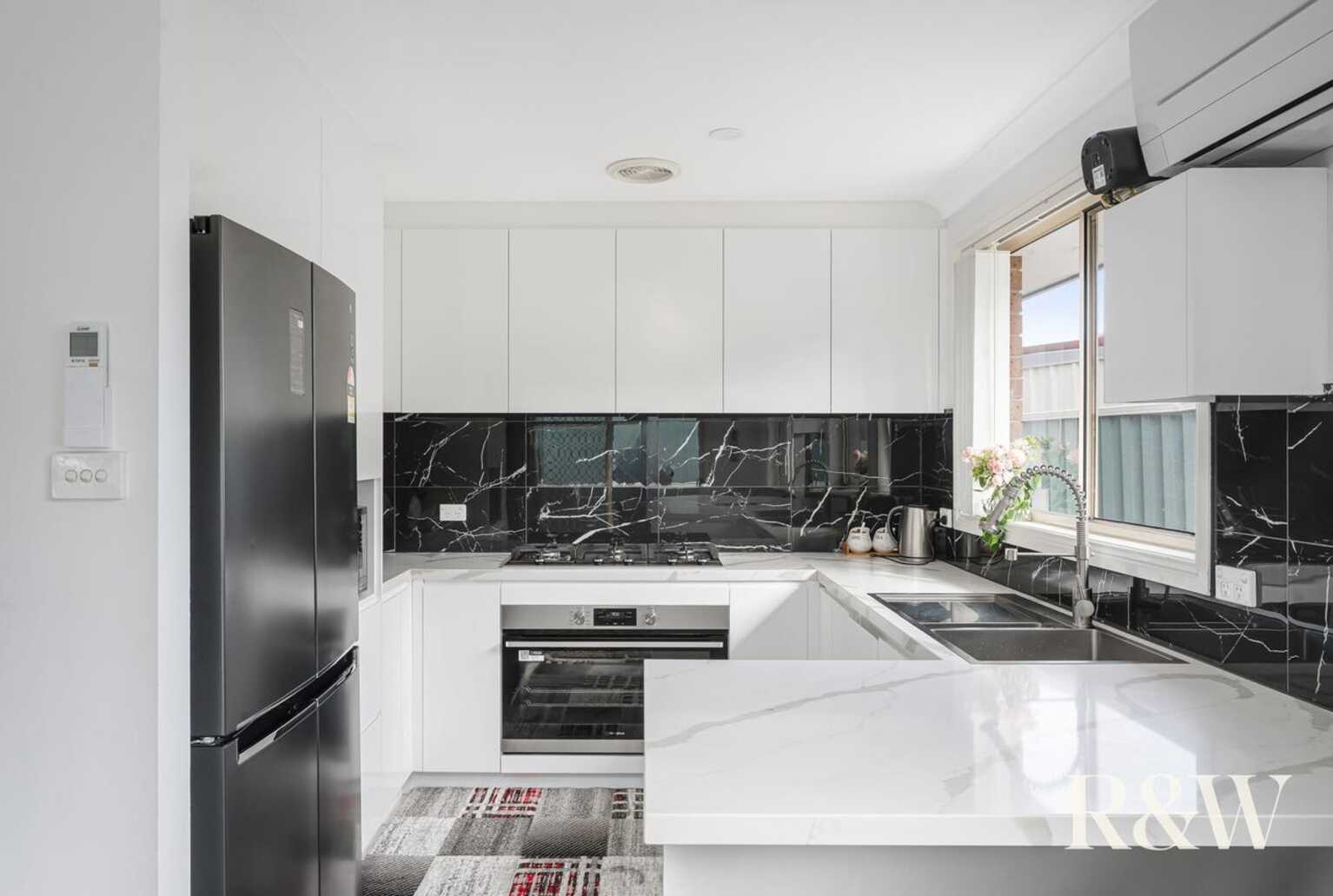 17 Mabuhay Grove Mount Druitt