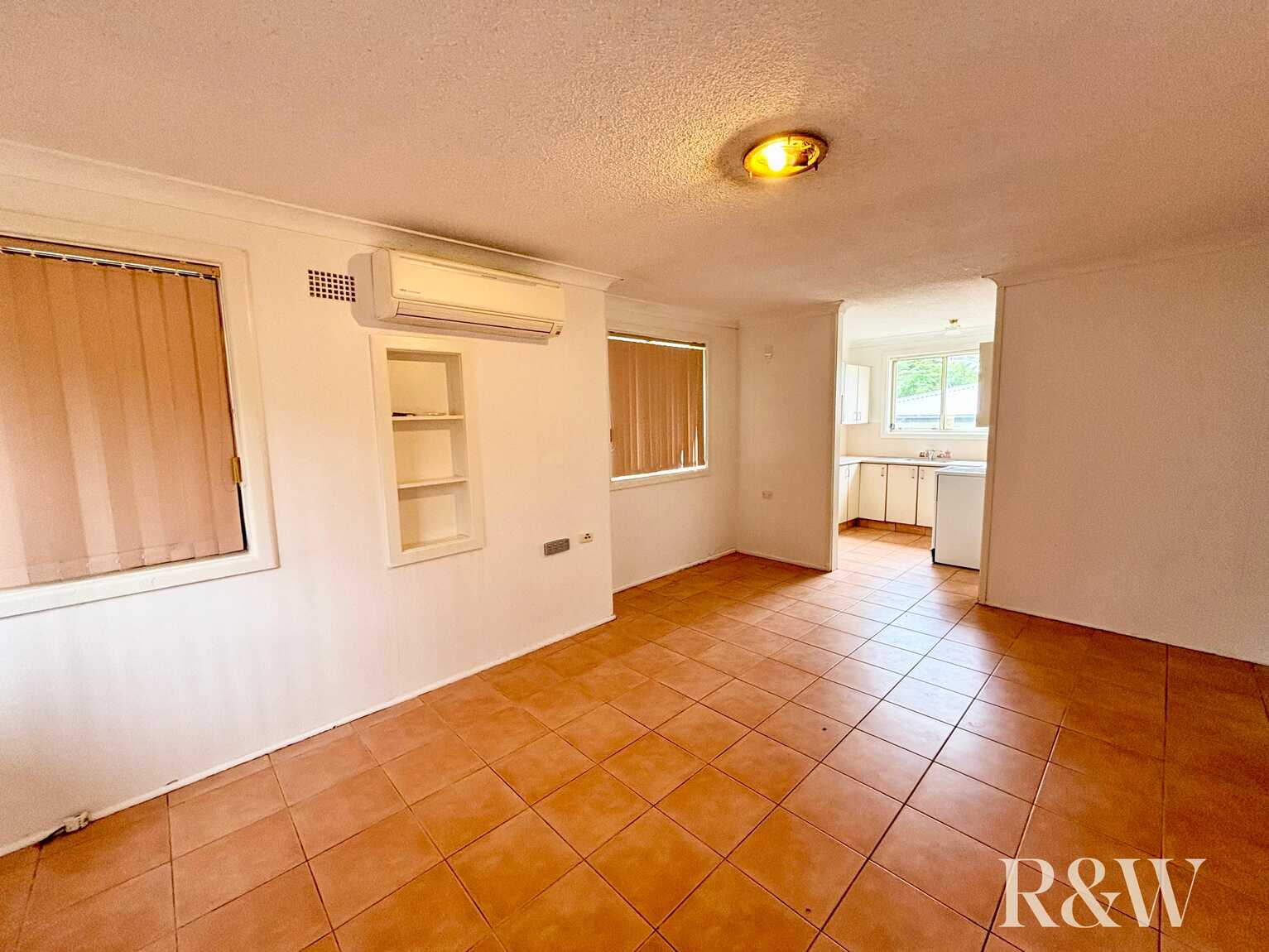 57 Lingayen Avenue Lethbridge Park