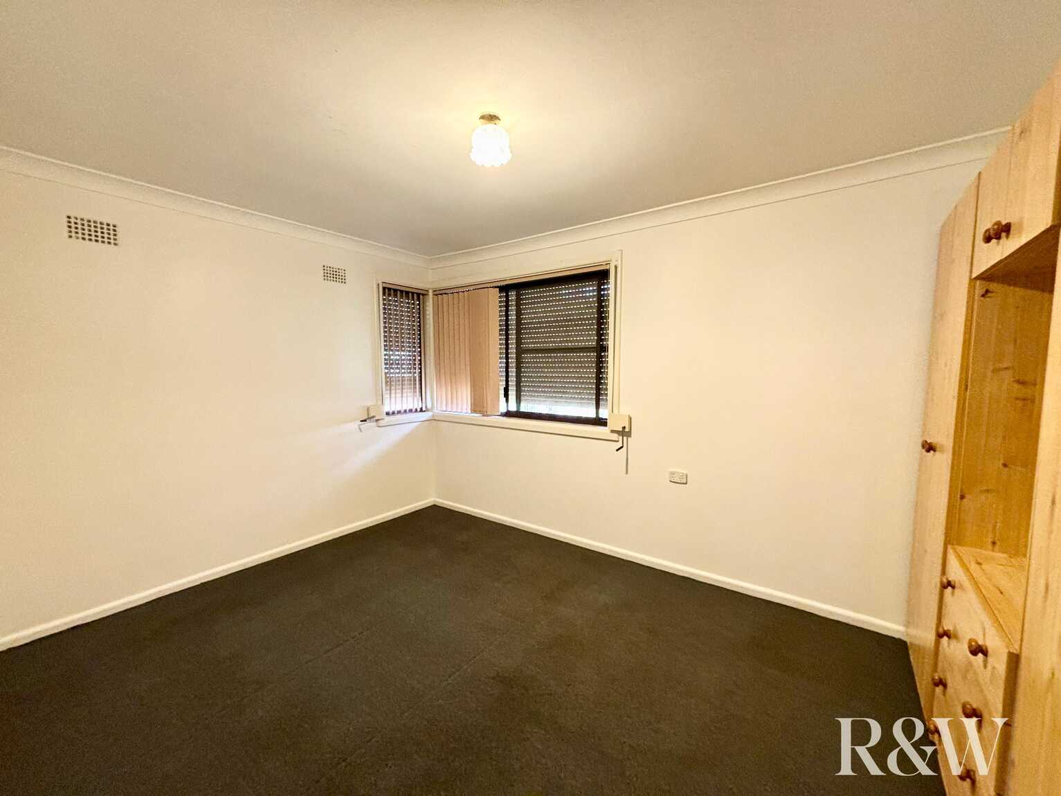 57 Lingayen Avenue Lethbridge Park
