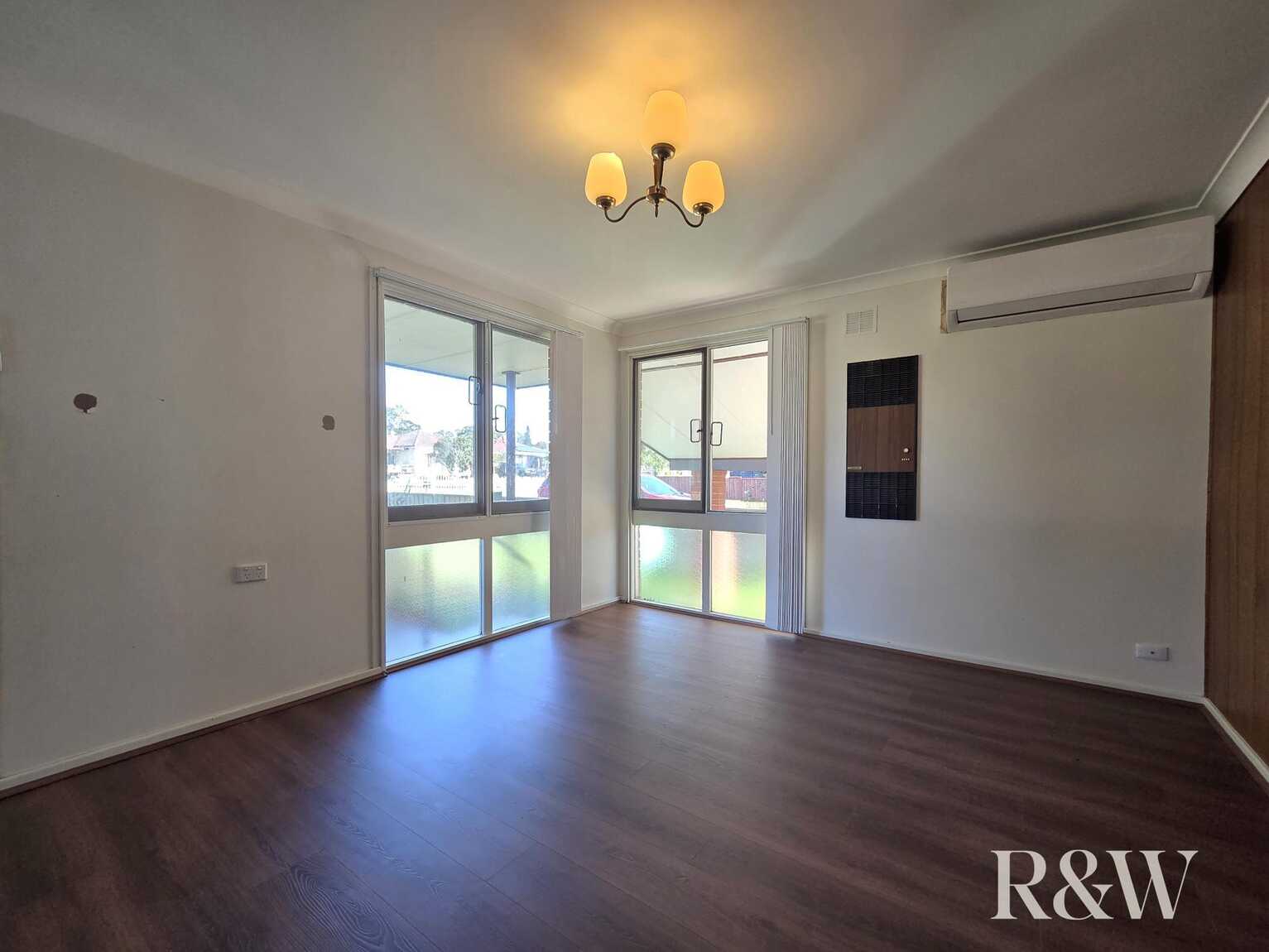 90 Captain Cook Drive Willmot