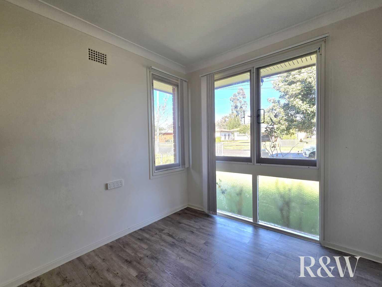90 Captain Cook Drive Willmot