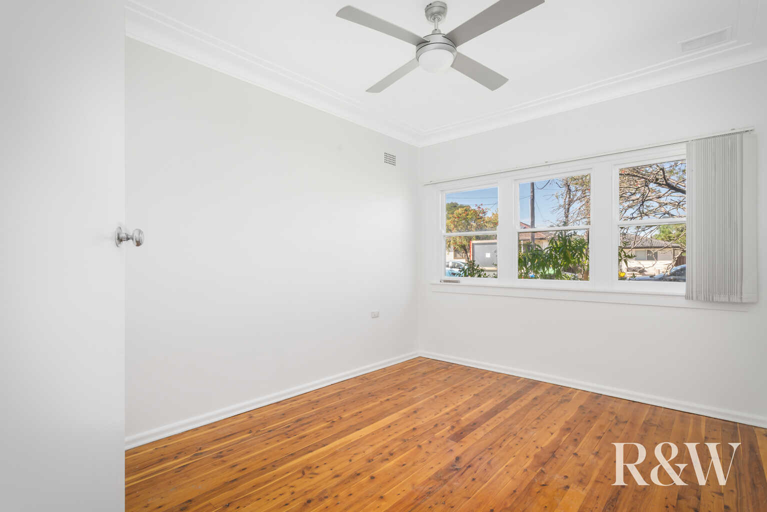 5 Omaroo Avenue Doonside