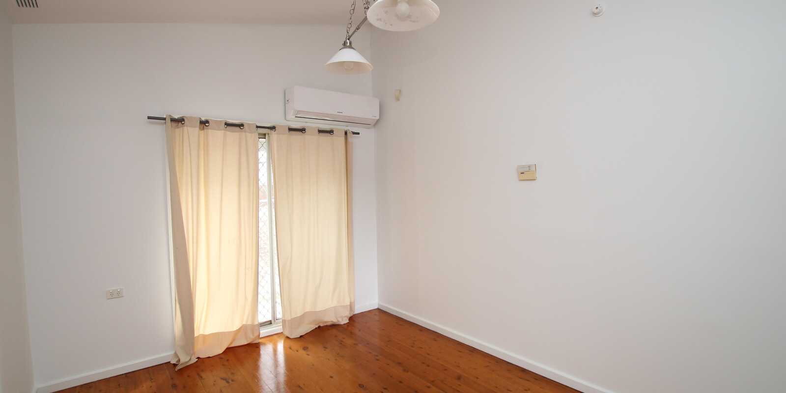 55 Cygnus Close Doonside