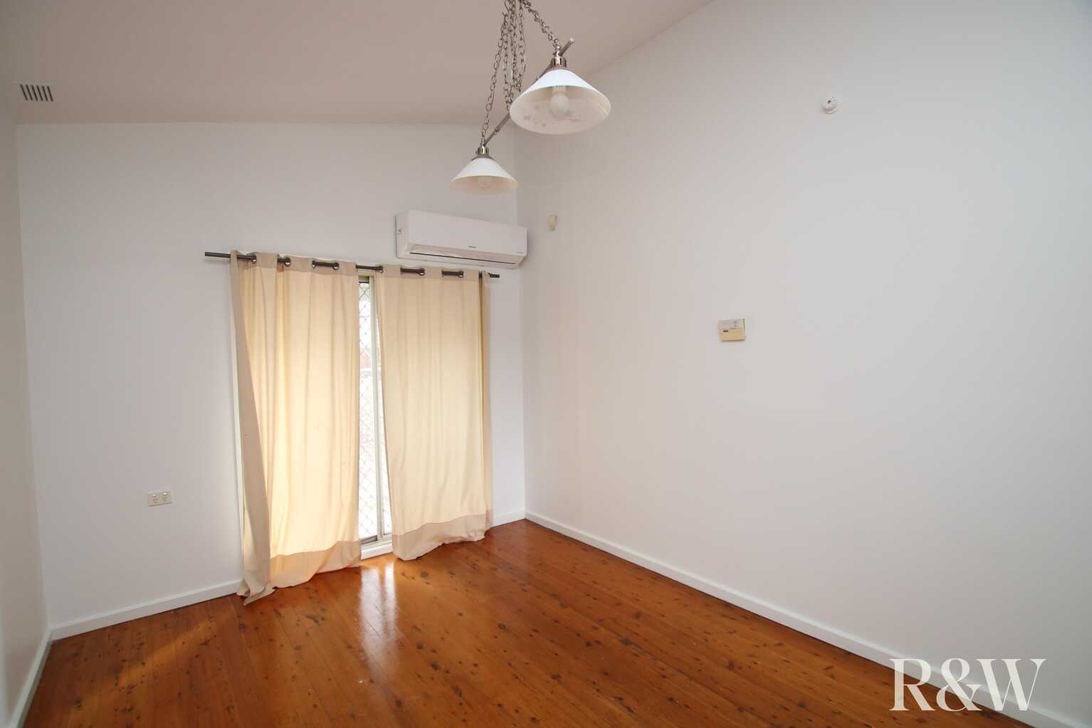 55 Cygnus Close Doonside