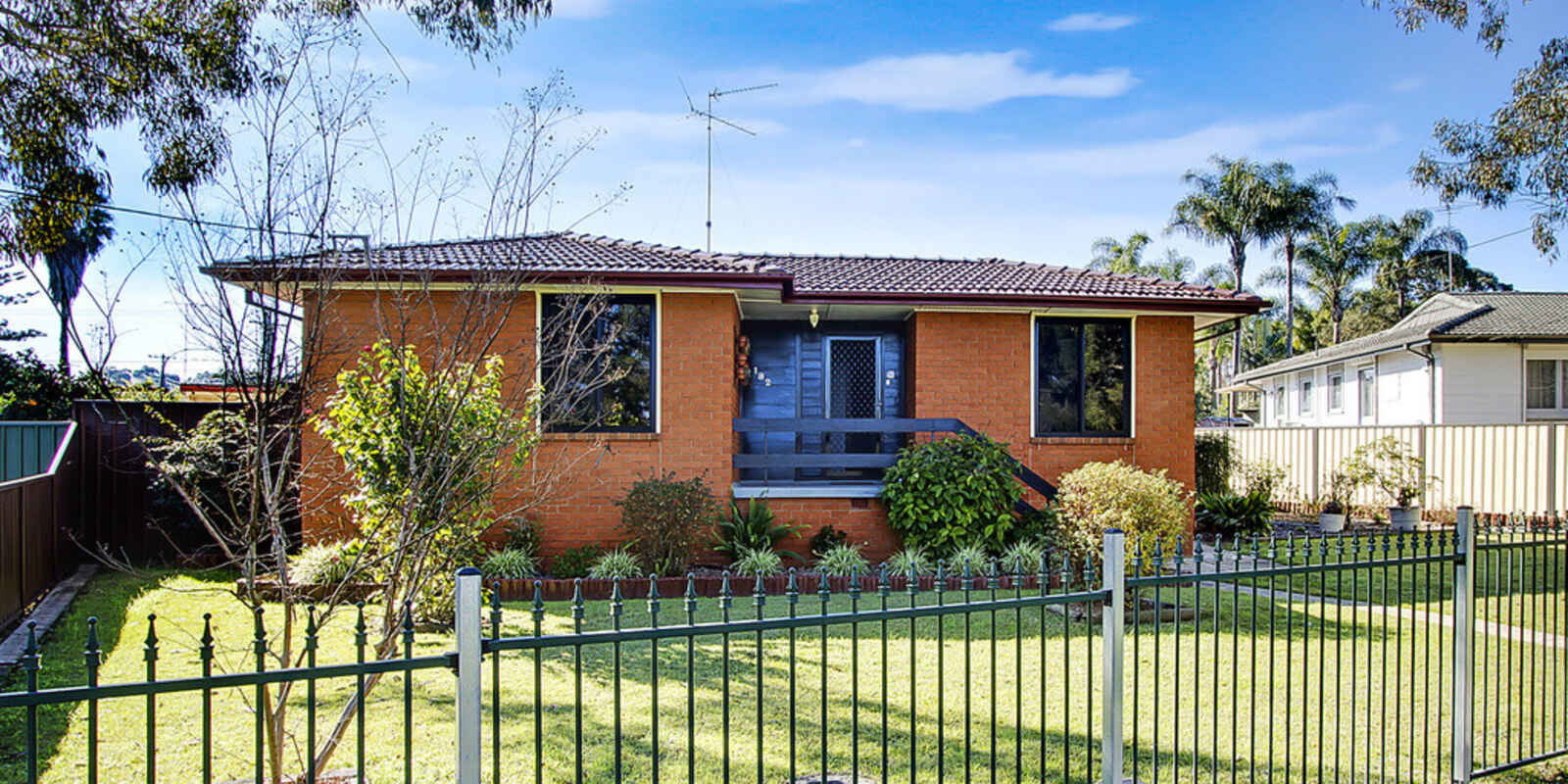 182 Palmyra Avenue Willmot 182 Palmyra Avenue Willmot