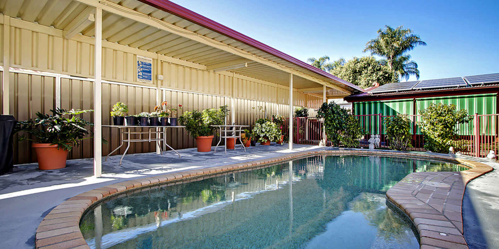 182 Palmyra Avenue Willmot 182 Palmyra Avenue Willmot