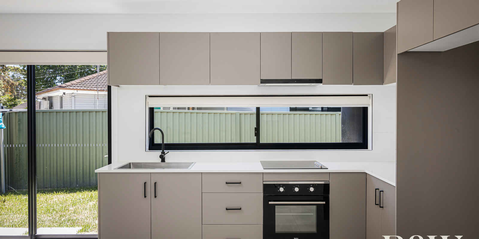 67 & 67A Bougainville Road Lethbridge Park 67 & 67A Bougainville Road Lethbridge Park